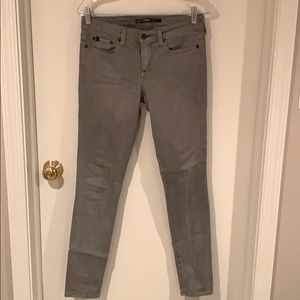 Gray skinny jeans